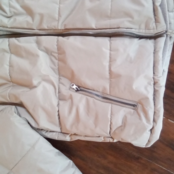 Whales Tail Cream Fleece Lined Hooded Puffer Cold Weather Coat Sz Large - Picture 6 of 10